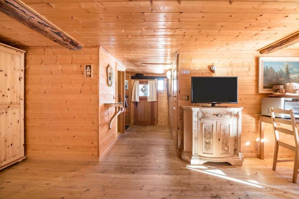 "Chalet Dei Fiori" Room & Apartment Bedretto Ngoại thất bức ảnh